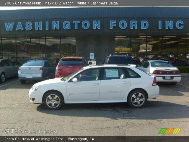 2006 Chevrolet Malibu Maxx LTZ Wagon in White
