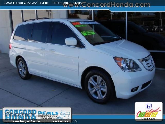2008 Honda Odyssey Touring in Taffeta White