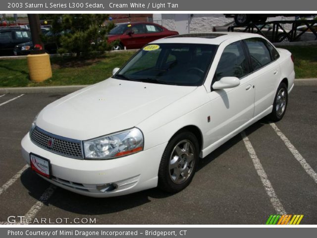 2003 Saturn L Series L300 Sedan in Cream White
