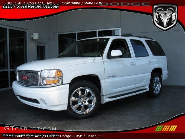 2006 GMC Yukon Denali AWD in Summit White