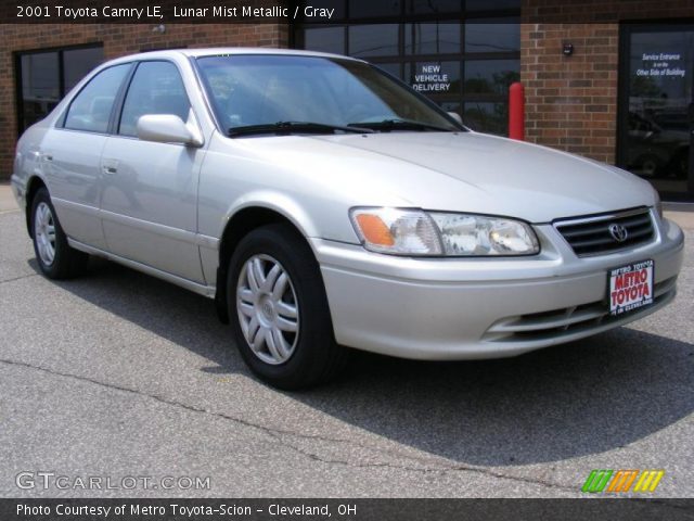 2001 Toyota Camry LE in Lunar Mist Metallic