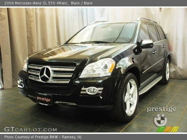 2009 Mercedes-Benz GL 550 4Matic in Black