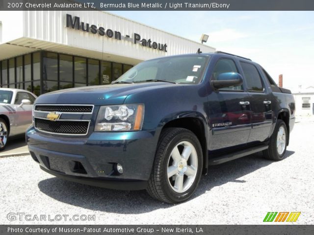 2007 Chevrolet Avalanche LTZ in Bermuda Blue Metallic