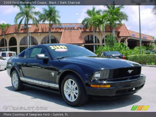2009 Ford Mustang V6 Coupe in Black