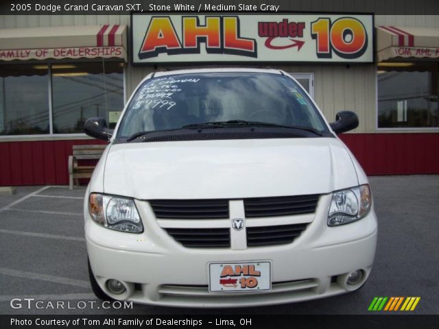 2005 Dodge Grand Caravan SXT in Stone White