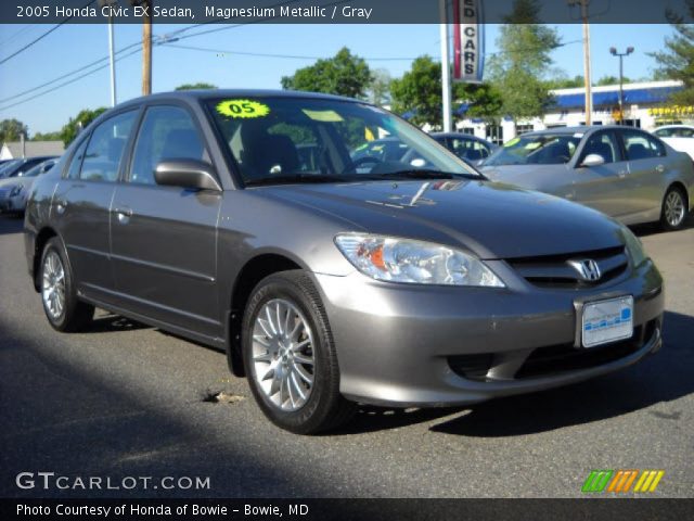 2005 Honda Civic EX Sedan in Magnesium Metallic