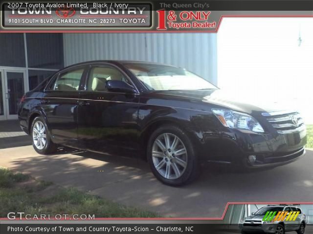 2007 Toyota Avalon Limited in Black