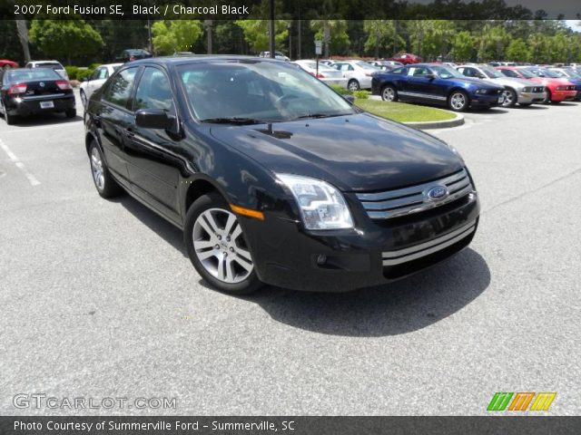 2007 Ford Fusion SE in Black