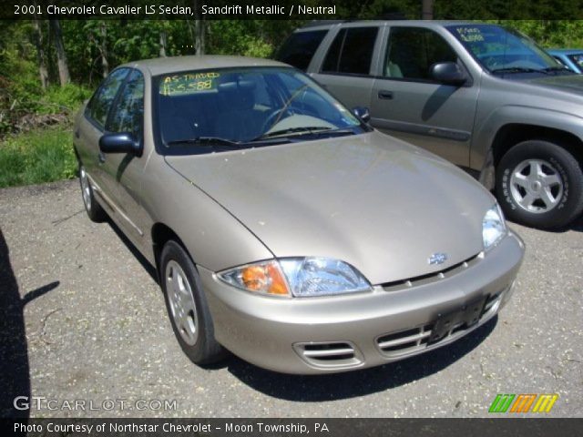 2001 Chevrolet Cavalier LS Sedan in Sandrift Metallic