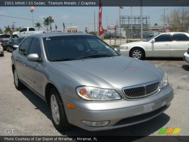 2001 Infiniti I 30 Sedan in Titanium Metallic