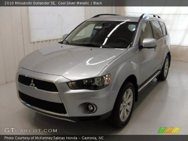2010 Mitsubishi Outlander SE in Cool Silver Metallic