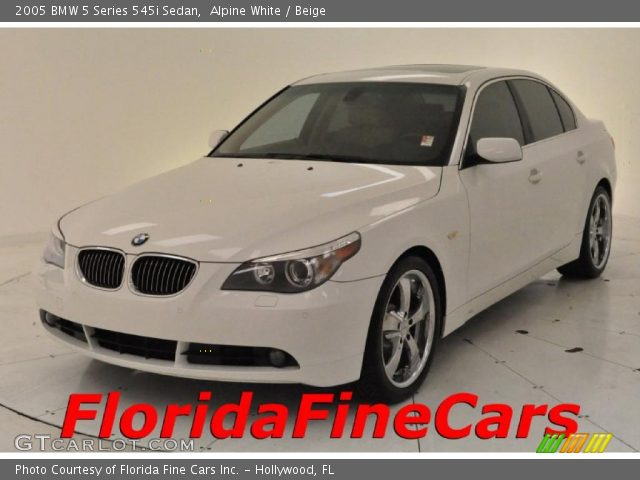 2005 BMW 5 Series 545i Sedan in Alpine White