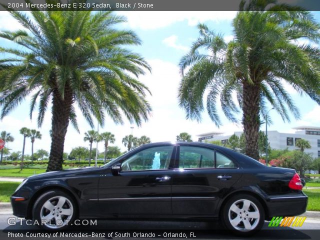 2004 Mercedes-Benz E 320 Sedan in Black