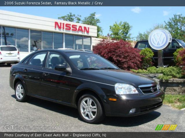 2006 Suzuki Forenza Sedan in Fantasy Black Metallic