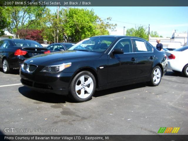 2007 BMW 5 Series 525xi Sedan in Jet Black