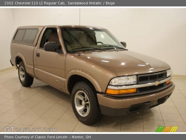 2002 Chevrolet S10 LS Regular Cab in Sandalwood Metallic