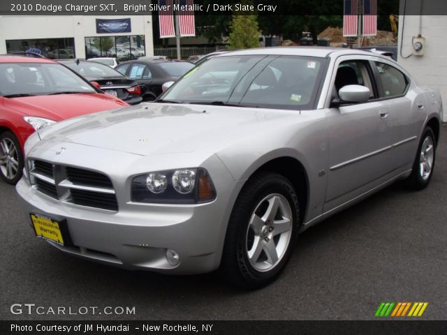 2010 Dodge Charger SXT in Bright Silver Metallic