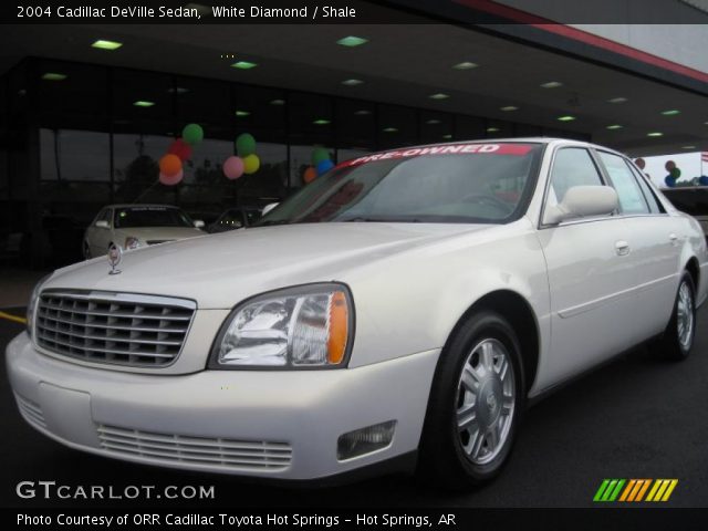 2004 Cadillac DeVille Sedan in White Diamond