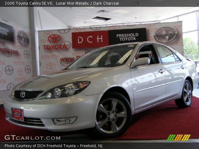 2006 Toyota Camry SE V6 in Lunar Mist Metallic