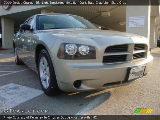 2009 Dodge Charger SE in Light Sandstone Metallic