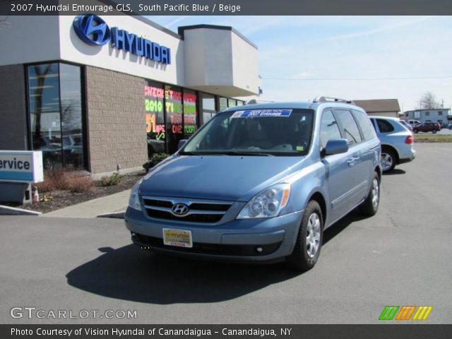 2007 Hyundai Entourage GLS in South Pacific Blue