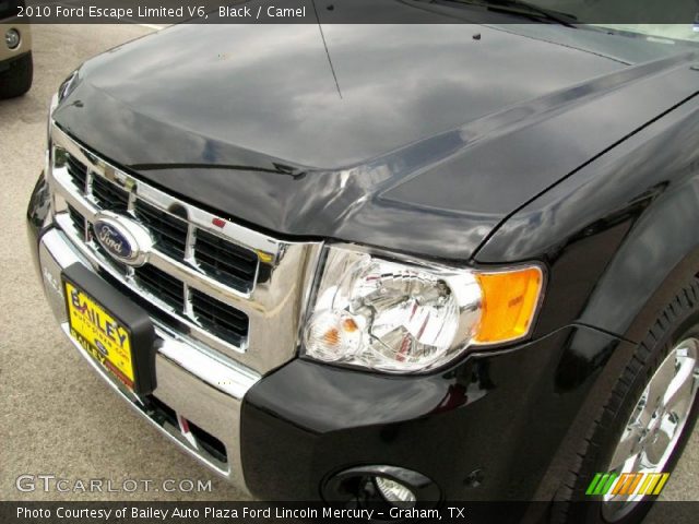 2010 Ford Escape Limited V6 in Black
