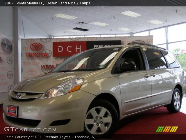 2007 Toyota Sienna LE in Desert Sand Mica