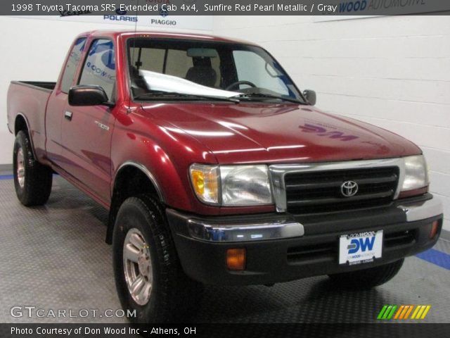 1998 Toyota Tacoma SR5 Extended Cab 4x4 in Sunfire Red Pearl Metallic