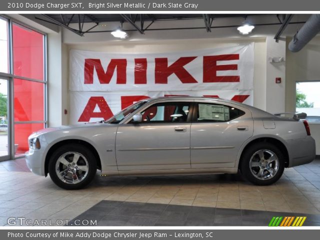 2010 Dodge Charger SXT in Bright Silver Metallic