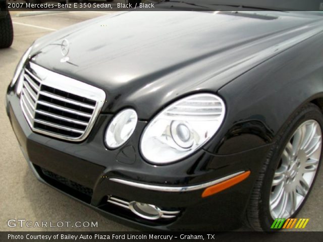 2007 Mercedes-Benz E 350 Sedan in Black