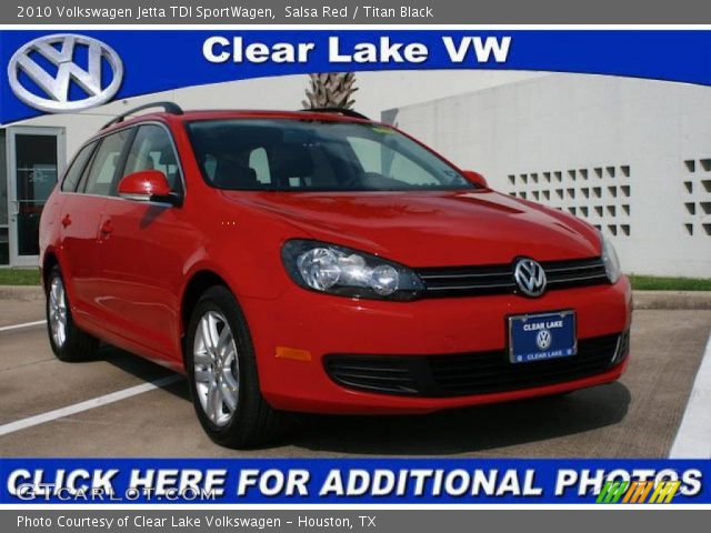 2010 Volkswagen Jetta TDI SportWagen in Salsa Red