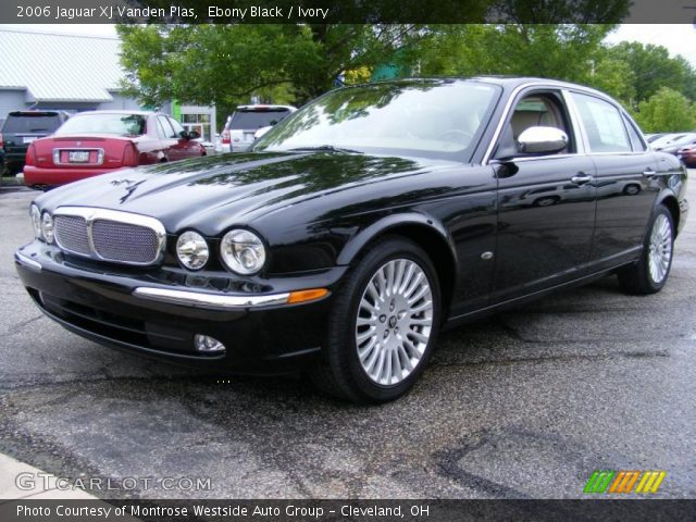 2006 Jaguar XJ Vanden Plas in Ebony Black