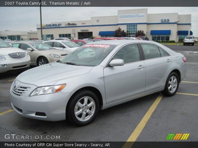 2007 Toyota Camry SE in Titanium Metallic