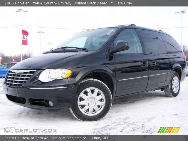 2006 Chrysler Town & Country Limited in Brilliant Black