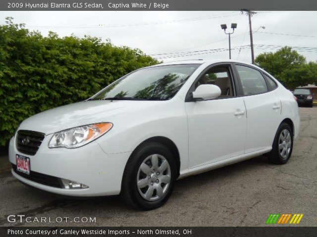 2009 Hyundai Elantra GLS Sedan in Captiva White