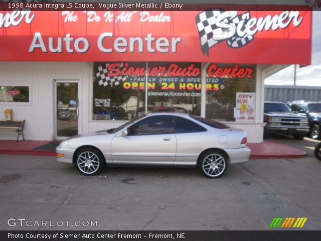 1998 Acura Integra LS Coupe in Vogue Silver Metallic