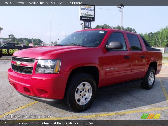 2010 Chevrolet Avalanche LS in Victory Red