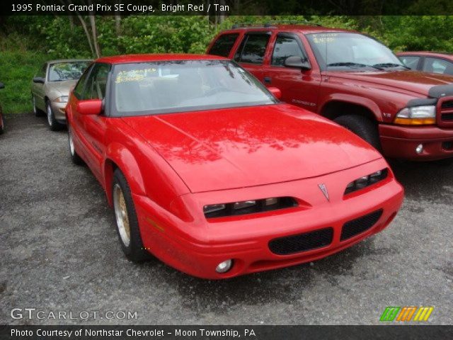1995 Pontiac Grand Prix SE Coupe in Bright Red