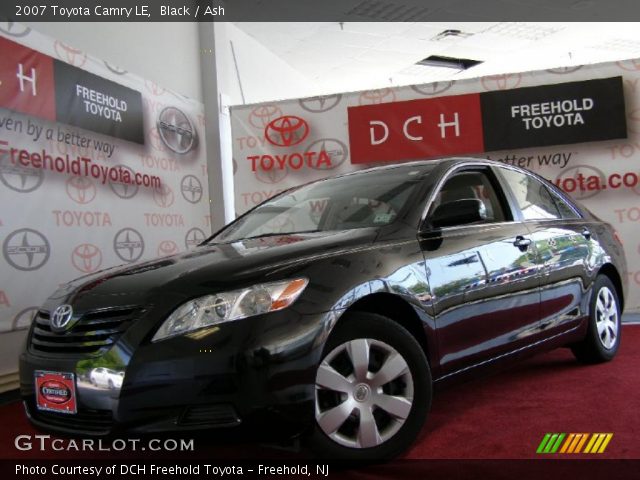2007 Toyota Camry LE in Black
