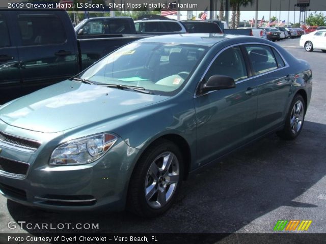 2009 Chevrolet Malibu LS Sedan in Silver Moss Metallic