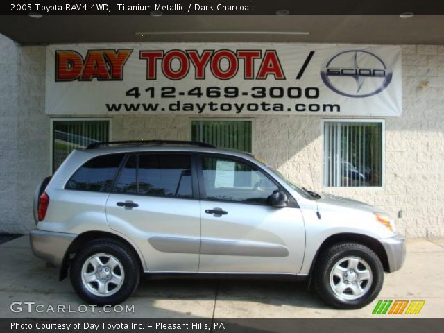 2005 Toyota RAV4 4WD in Titanium Metallic