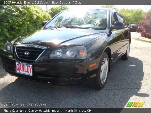 2005 Hyundai Elantra GLS Sedan in Black Obsidian