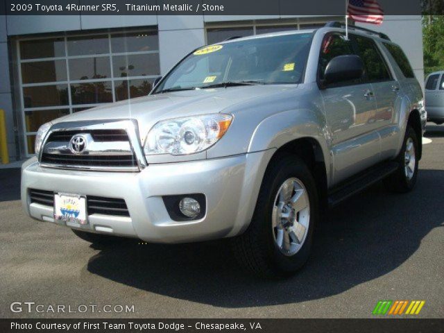 2009 Toyota 4Runner SR5 in Titanium Metallic
