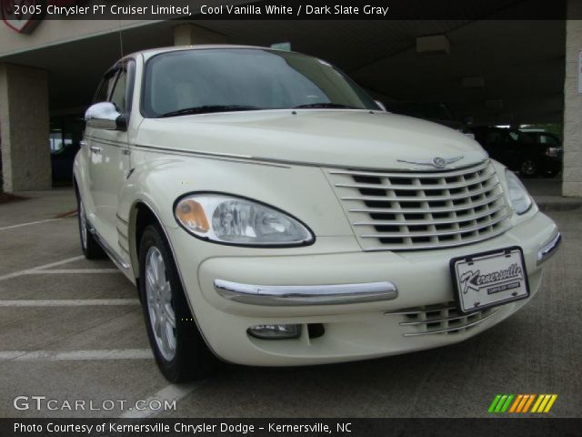2005 Chrysler PT Cruiser Limited in Cool Vanilla White