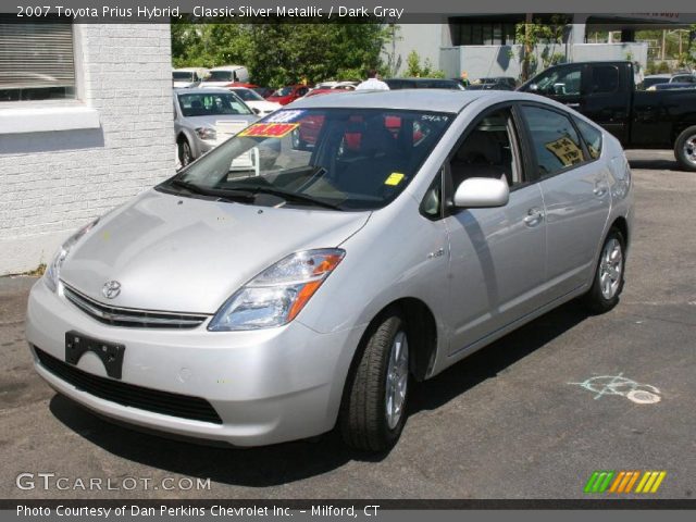 2007 Toyota Prius Hybrid in Classic Silver Metallic
