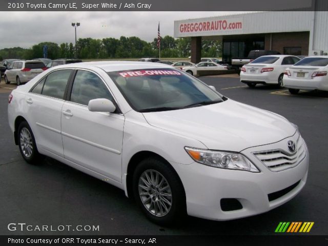 2010 Toyota Camry LE in Super White