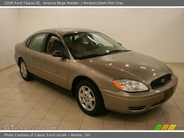 2006 Ford Taurus SE in Arizona Beige Metallic