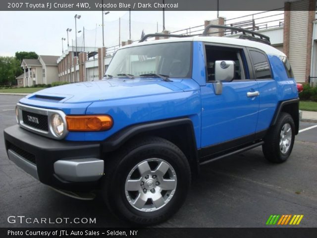 2007 Toyota FJ Cruiser 4WD in Voodoo Blue