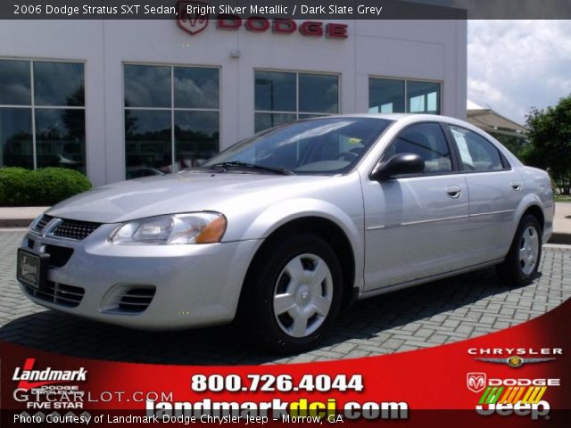 2006 Dodge Stratus SXT Sedan in Bright Silver Metallic