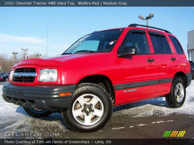 2002 Chevrolet Tracker 4WD Hard Top in Wildfire Red